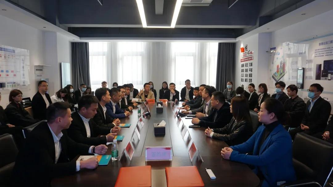 卓亞云與城市人家簽署戰(zhàn)略合作，加速推動(dòng)物聯(lián)網(wǎng)智能家裝應(yīng)用落地！